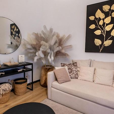 Dea Luxury Casa Vacanze- Zona Chiesa A Trullo - อัลเบโรเบลโล ภายนอก รูปภาพ